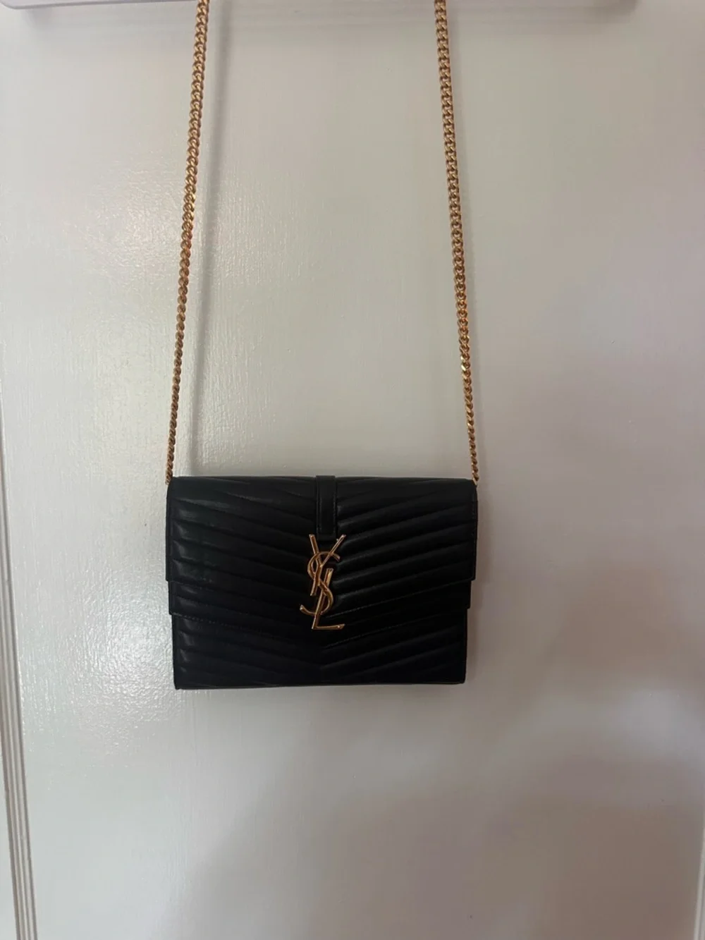 YSL Monogram Large Wallet on Chain - Picture 6 of 7